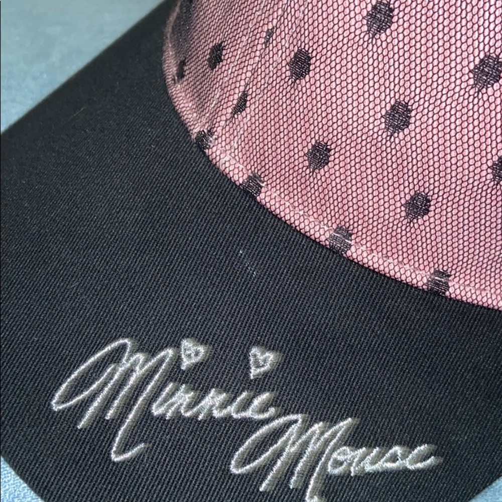 NWT DISNEY Minnie Mouse ball cap or hat w/… - Picture 2 of 6